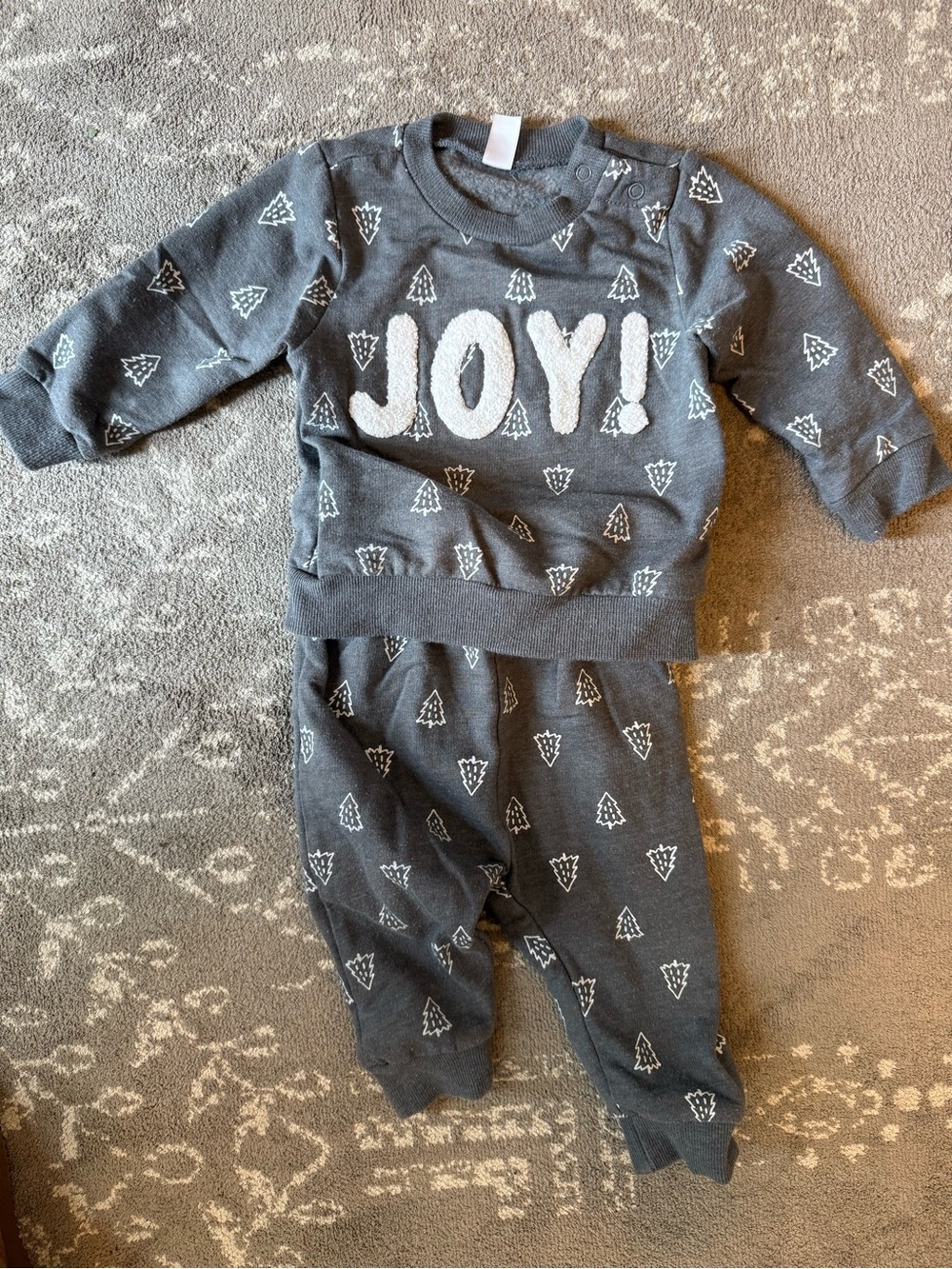 9 months baby set grey and white “joy”